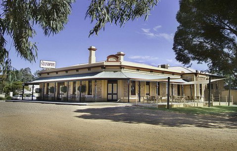 Standpipe Golf Motor Inn - Suburb Australia 0