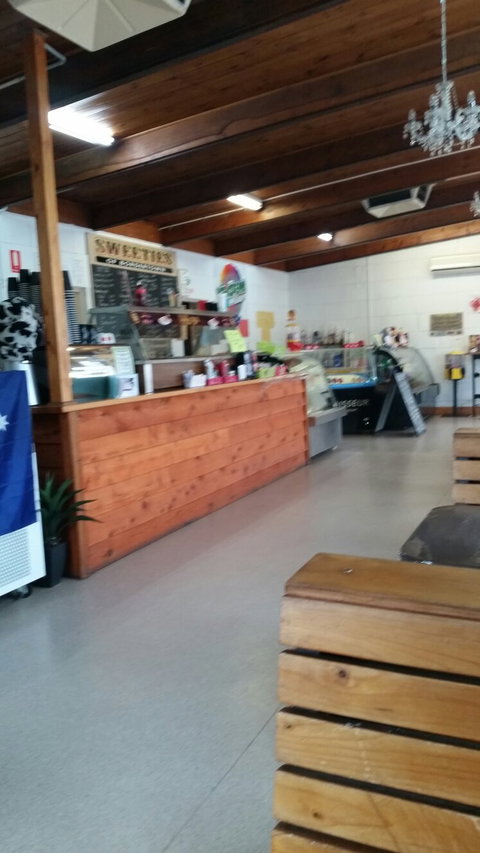 Sweeties Of Bordertown - Suburb Australia 2