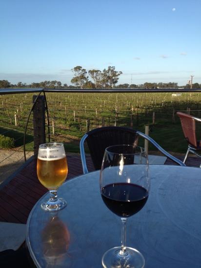 Upstairs At Hollick - Suburb Australia 1