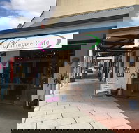 Vintage Cafe - Suburb Australia