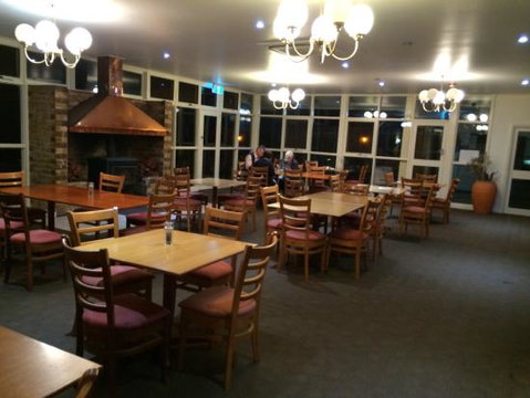 Poddy Dodgers Bar And Bistro - Suburb Australia 0