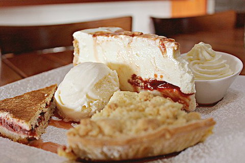 Quandong Cafe - Suburb Australia 0