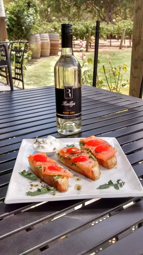 Reillys Cellar Door And Restaurant - Suburb Australia 4