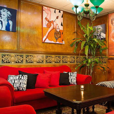 Bogart’s Bar & Grill - Suburb Australia 4