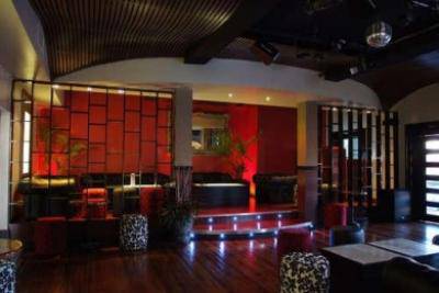Lounge 1868 - Suburb Australia 0