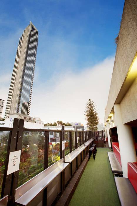 Surfers Beer Garden - Suburb Australia 4