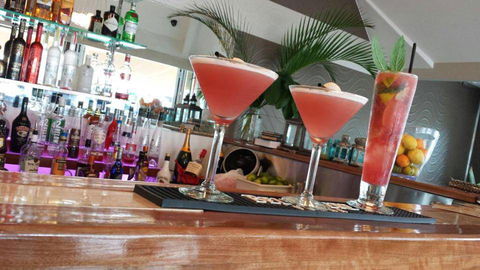 Breeze Bar - Suburb Australia 2
