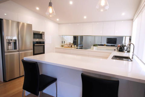 Beachside Kitchens - Suburb Australia 0
