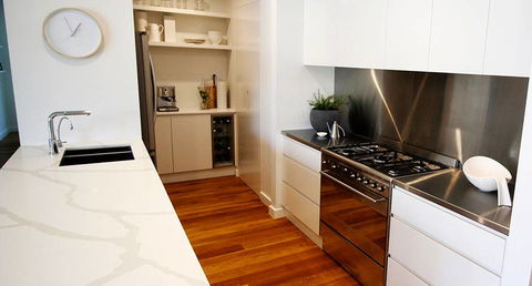 Beachside Kitchens - Suburb Australia 6