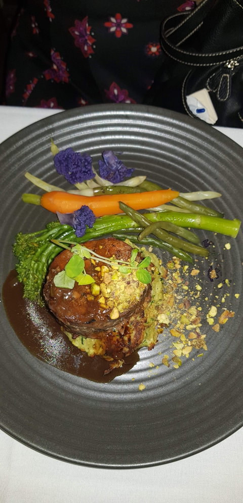 Avvia Cafe-Restaurant - Suburb Australia 2