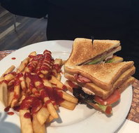 Cafe On Short - Suburb Australia