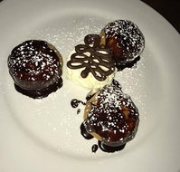 Gino's Trattoria - Suburb Australia