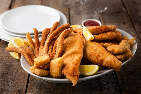 Mudgeeraba Seafoods On School Street - Suburb Australia 0