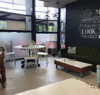 Shack Cafe Mudgeeraba - Suburb Australia