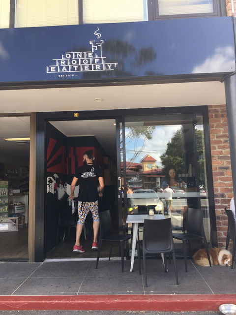 One Roof Eatery - Suburb Australia 4