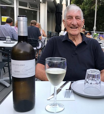 Apollonio Greek Restaurant - Suburb Australia 0