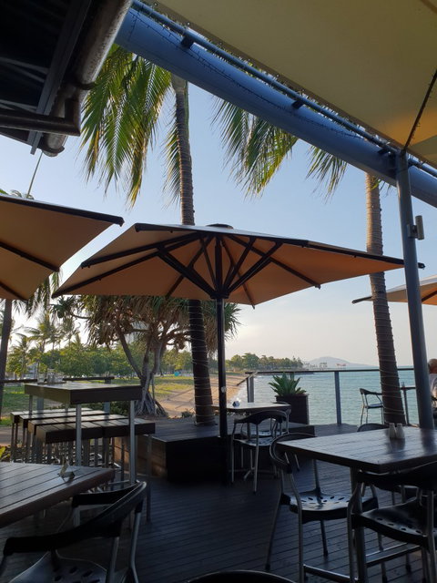 C Bar - Suburb Australia 5