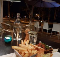 Lazy River Bar  Bistro - Suburb Australia