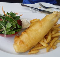 One Up Bar  Bistro - Suburb Australia