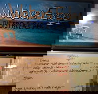 Water's Edge Bistro - Suburb Australia