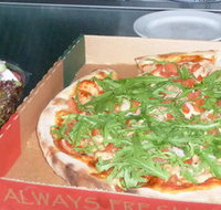 Santini Pizza e Cucina - Suburb Australia