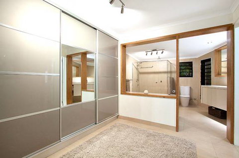 Invision NT - Suburb Australia 1