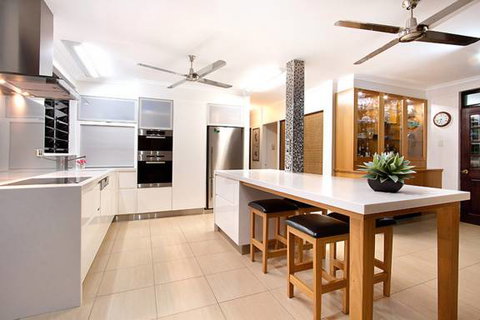 Invision NT - Suburb Australia 3