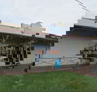 Drysdale Fish  Chickens - Suburb Australia