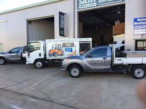 Select Forklifts & Batteries - Suburb Australia 0