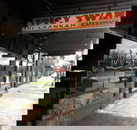 Spicy Swan - Suburb Australia