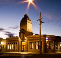 Central Hotel Bistro - Suburb Australia