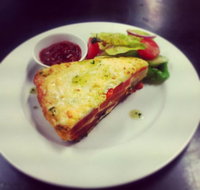 Albert's Cafe - Suburb Australia