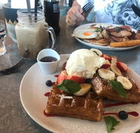 Ollie's Cafe Bar - Suburb Australia