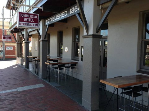 The Corner Hotel Alexandra - Suburb Australia 0