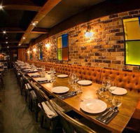 Dee Loft Thai - Suburb Australia