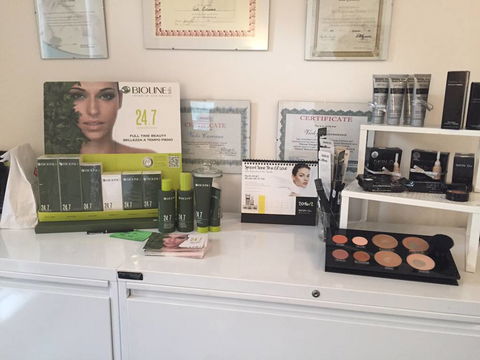 Skin Rejuvenation Clinic - Suburb Australia 0