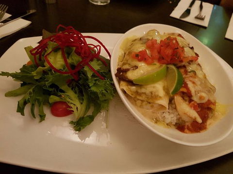 3 Gringos Mexican Restaurant - Suburb Australia 0