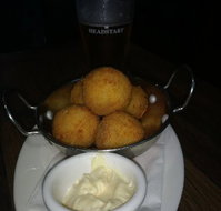 Winners Circle - Suburb Australia