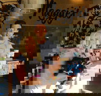 Maggie's Dog Cafe Shop and Salon - Suburb Australia