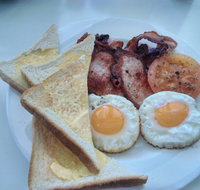 3 Fish Cafe - Suburb Australia