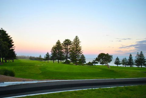 Shelly Beach Golf Club - Suburb Australia 0