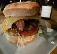 Sumth'n Tastee - Suburb Australia