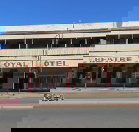 Theatre Royal Hotel - Suburb Australia