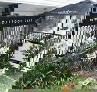 Three Donkeys Wholefood Cafe - Suburb Australia