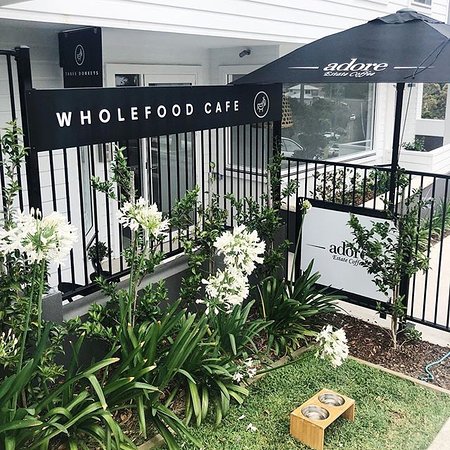 Three Donkeys Wholefood Cafe - Suburb Australia 0