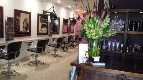Images Hair & Beauty Banora - Suburb Australia 1