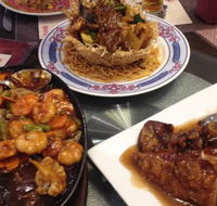 Hong Loch Chinese Restaurant - Suburb Australia