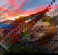 Jumping Rock Cafe - Suburb Australia