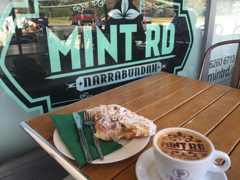 Mint Rd - Suburb Australia 0