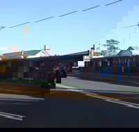 Greenwell Point Hotel - The Bistro and Pizza Bar - Suburb Australia